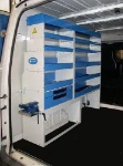 Lato sinistro Opel Movano con pianale, pannellatura, copriruota, ganci e rotaia per cinghie
