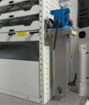 Pata extensible para portatornillos de banco extraíble, cerrada