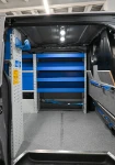 Plataforma con riel incorporado, estantería y revestimiento de mampara del Custom Ford