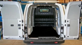 Plataforma de contrachapado marino para NV200