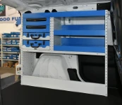 Plataforma, panel lateral y porta papel para el equipamiento del Doblò