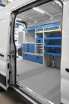 Plataforma y estantería para el equipamiento Transit