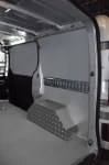 Plataforma y protecciones internas en aluminio para Nissan NV300