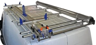 Portaescaleras con tubo y canaleta para Interstar