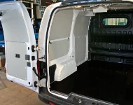 Protecciones laterales para NV200