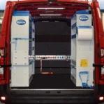 Receptáculo de carga equipado del NV400