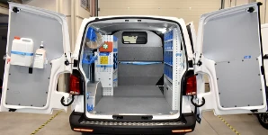 011_Transporter con equipamiento a medida Syncro para instalaciones eléctricas