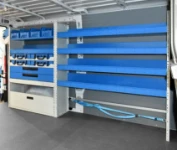 04_Detalle equipamiento sobre Ducato con sujetamaletines