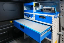 04_Detalle escritorio en Custom