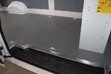 06_Nivel reforzado con canto en acero inoxidable para Crafter