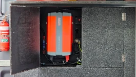 09_Inversor y batería para la autonomía de Sprinter Mercedes.