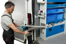 Abrazadera en el porta abrazadera extraíble