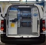 Detalle de la zona de carga equipada del Partner para fontanería