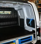 Equipamiento con cajoneras infraplataforma