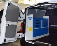 Equipamiento Jumpy 2016 lado izquierdo