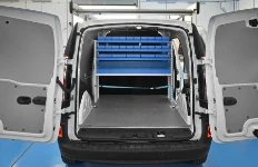 Equipamiento NV250 en el fondo del receptáculo de carga