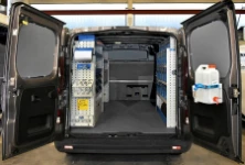 Espacioso equipamiento interno para NV300