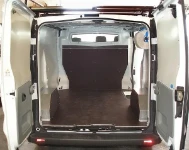 Panelados y plataformas para Primastar