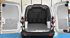 Plataformas y paneles internos para Ford Courier