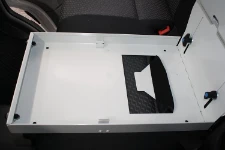 Todo ordenado y al alcance de la mano en el asiento