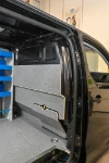 Revestimiento de mampara de contrachapado marmoleado para protección del Opel Vivaro