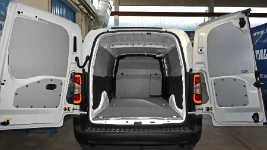 Revestimiento interior con plataforma y paneles para Fiat Doblò