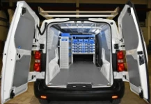 Revestimiento interior y equipamiento con maletines para Opel Vivaro