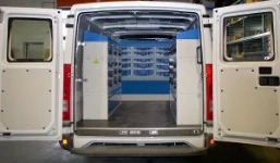 Rivestimento interno e allestimento con valige per Citroen Jumpy