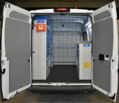 Rivestimento interno e allestimento con valige per Citroen Jumpy
