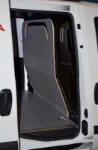 Scaffalatura Jumpy vista dalla porta laterale