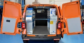 VW Transporter equipada