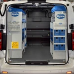 Zona de carga equipada del Jumpy para electricistas